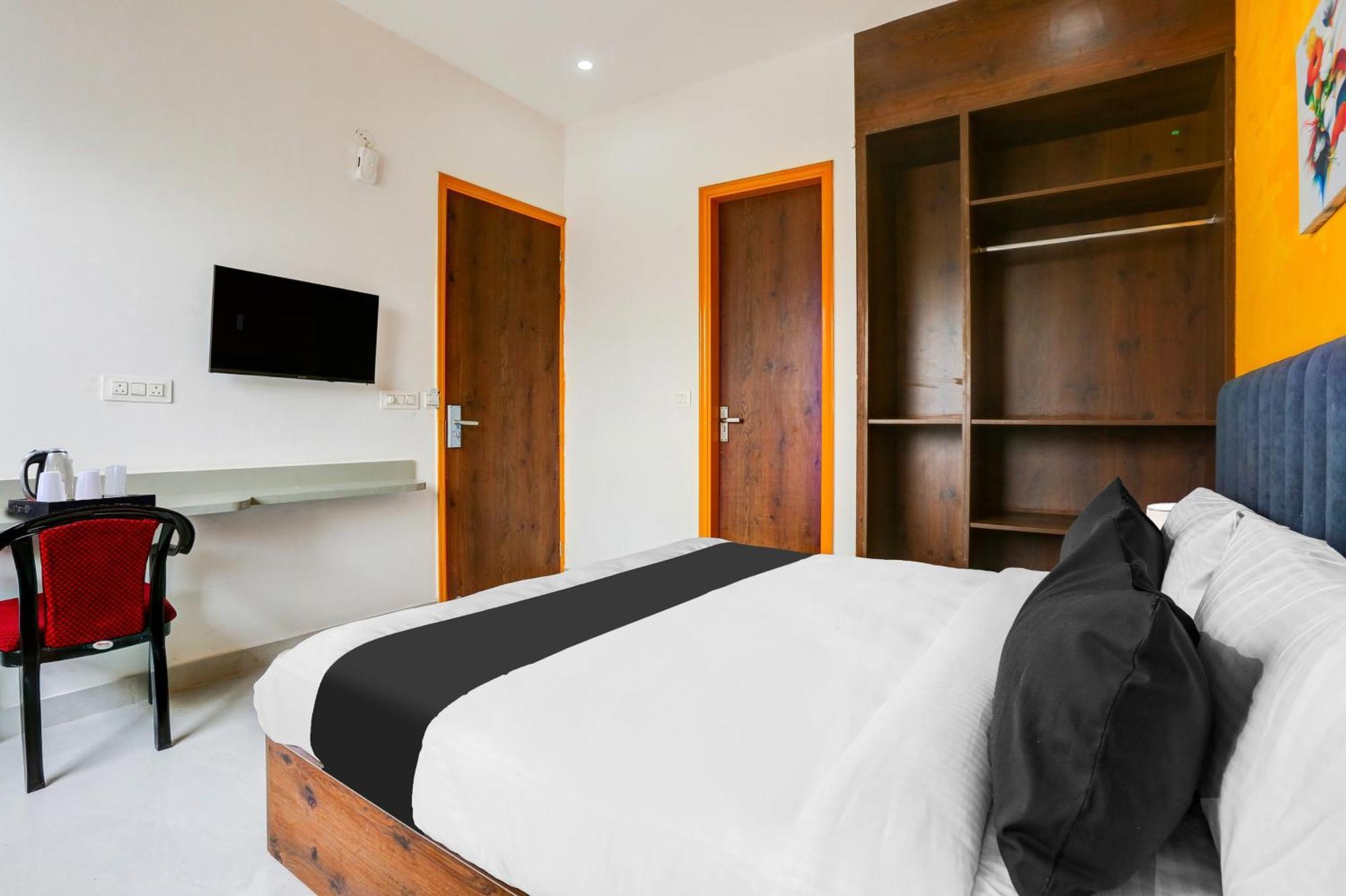 Super Townhouse Sector 69 Gurgaon Otel Dış mekan fotoğraf