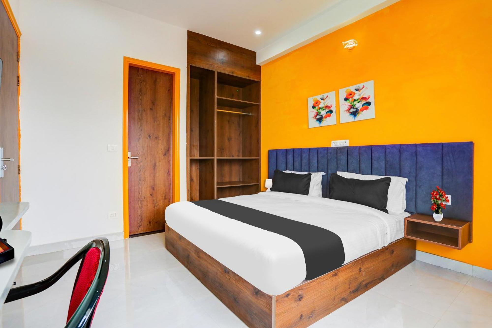 Super Townhouse Sector 69 Gurgaon Otel Dış mekan fotoğraf